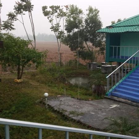Banani Resort By Wb Inn Gosaba ภายนอก รูปภาพ