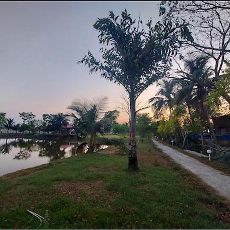 Banani Resort By Wb Inn Gosaba ภายนอก รูปภาพ